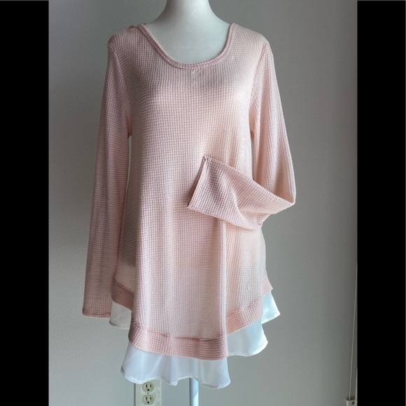 Coco and Main Blush Waffle Chiffon-Trim Tunic Large - Picture 2 of 5